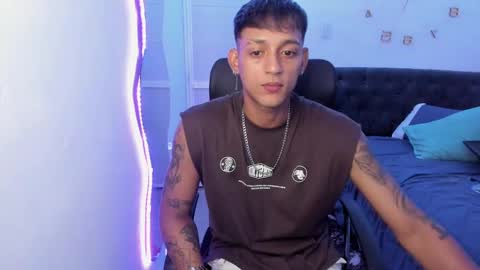 slim_master12 online show from December 5, 4:42 am