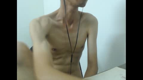 slimboner89 online show from March 10, 2:37 pm