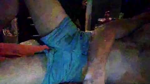 Snapshot of slimeguy315 chatting on February 23, 7:17 am slimeguy315 online show from February 23, 7:17 am