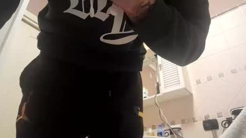 smallone8825 online show from March 29, 5:02 pm