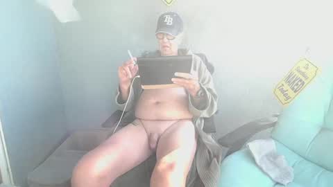 Snapshot of smallpenisbigtongue chatting on October 20, 1:48 pm Daddy online show from October 20, 1:48 pm