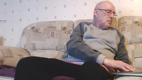 Steve online show from December 30, 4:08 pm