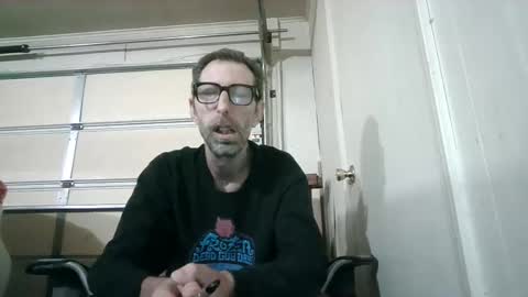 Snapshot of smkforme chatting on October 21, 10:29 am smoke-4-me online show from October 21, 10:29 am