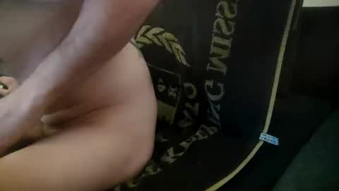 Smokeandwatching online show from March 8, 4:31 am