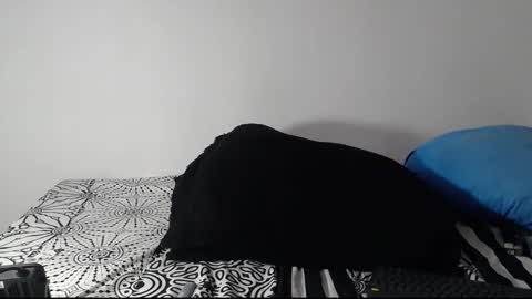 Snapshot of smooke_skinny chatting on October 19, 8:45 pm Daniel Aston online show from October 19, 8:45 pm