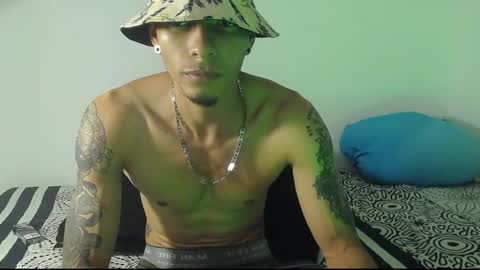 Snapshot of smooke_skinny chatting on September 20, 7:03 pm Daniel Aston online show from September 20, 7:03 pm