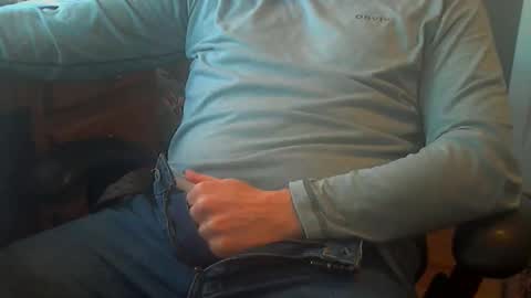 Snapshot of socksandasmile69 chatting on January 24, 9:37 pm socksandasmile69 online show from January 24, 9:37 pm