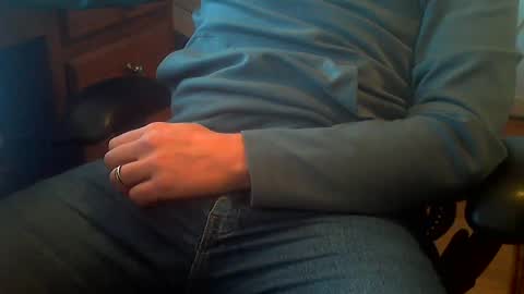 Snapshot of socksandasmile69 chatting on December 2, 7:03 pm socksandasmile69 online show from December 2, 7:03 pm