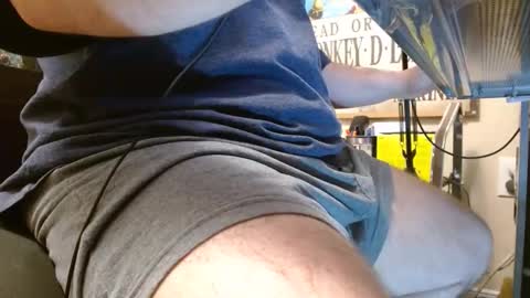 solidsnake0001 online show from March 5, 9:50 pm