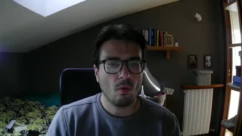 Snapshot of soulground77 chatting on October 21, 2:53 pm Lucag88 online show from October 21, 2:53 pm