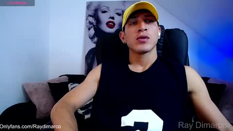 Snapshot of soyraydimarco_ chatting on December 4, 2:09 am RayDimarco  independent model online show from December 4, 2:09 am