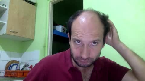 Snapshot of sparei7 chatting on October 20, 8:35 pm Snaiky online show from October 20, 8:35 pm