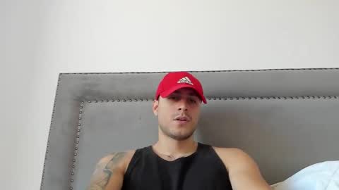 Snapshot of spartacozz chatting on February 7, 7:49 pm spartacozz online show from February 7, 7:49 pm
