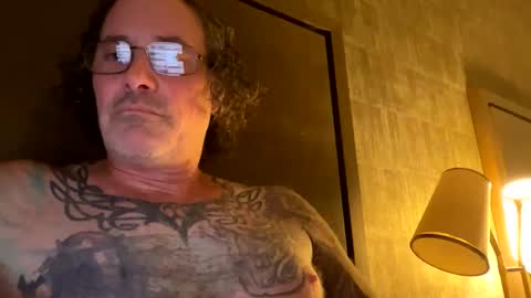 specter1972 online show from March 29, 6:35 am