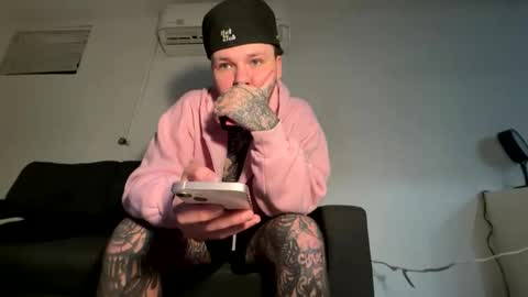 Keepscrolling online show from February 24, 3:18 am