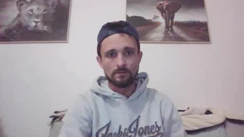 spyco82 online show from December 20, 7:15 am