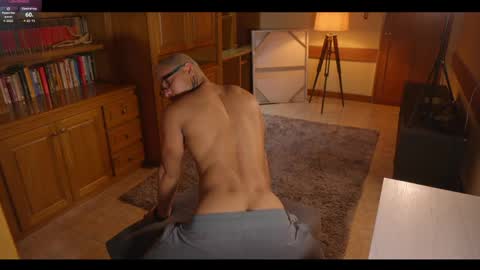 Matt     online show from April 9, 1:03 am