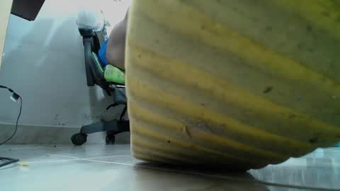 Snapshot of srfindomfeet_ chatting on February 13, 7:03 am sr master cum its my old account online show from February 13, 7:03 am