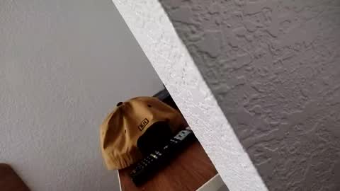 Straightupdownbad online show from February 14, 6:25 pm