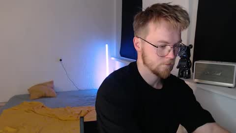 StanLust online show from October 8, 8:24 pm