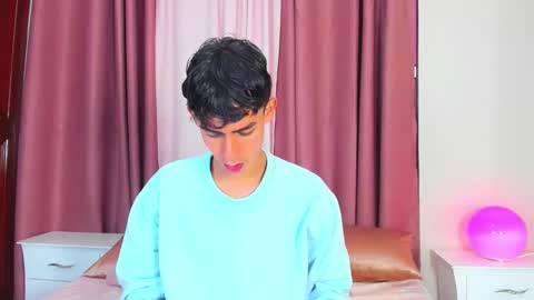 Ethan online show from January 12, 1:26 pm