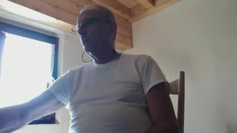 stefi444466 online show from May 17, 12:12 pm