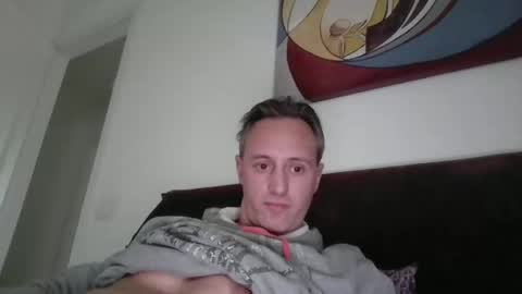 sten015 online show from February 12, 2:56 pm