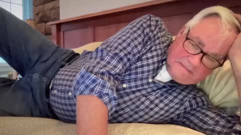 Steve online show from March 3, 10:40 pm