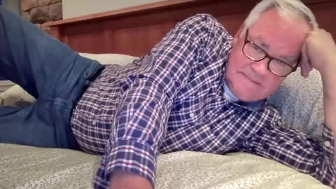 Steve online show from February 24, 10:47 pm