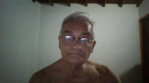 stevencazzoduro2369 online show from April 26, 3:15 am