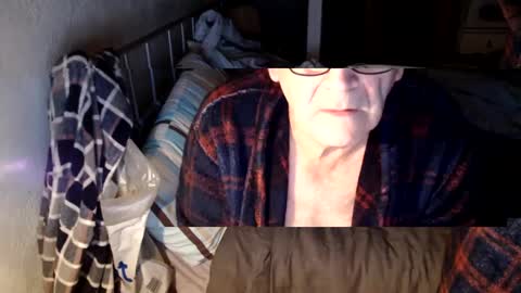 slave for computer control online show from February 17, 5:36 am