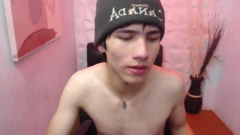 Stich online show from March 9, 2:33 pm