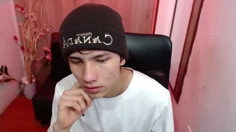 Stich online show from February 18, 12:14 pm