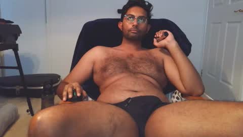 stillgaze online show from April 1, 6:59 am