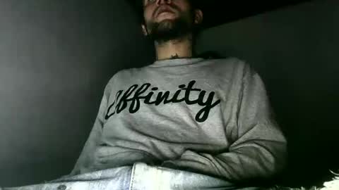 stiven online show from March 31, 3:19 am