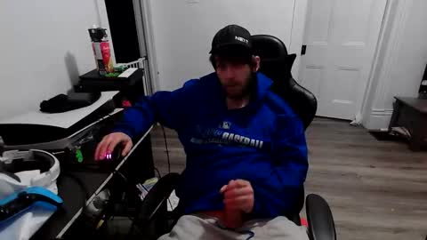 stonedpanda77 online show from March 17, 1:53 am