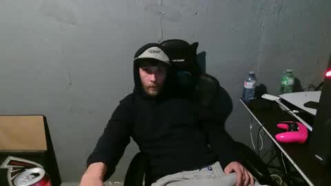 Snapshot of stonedpanda77 chatting on December 5, 4:53 am stonedpanda77 online show from December 5, 4:53 am