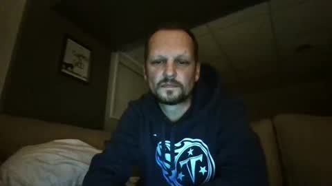 Snapshot of stook4 chatting on September 22, 5:40 am LifestyleMan313 online show from September 22, 5:40 am