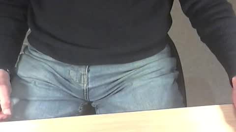 Dave online show from March 2, 9:55 pm