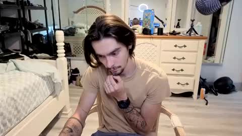 str8whiteboy21 online show from April 19, 8:44 pm