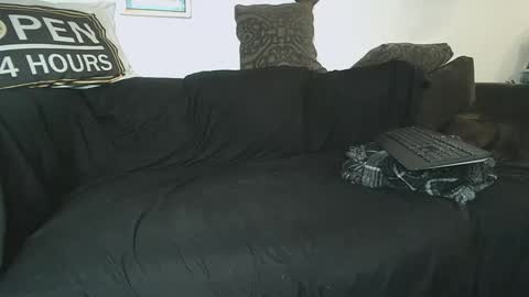 Snapshot of straitpipermann22 chatting on October 8, 6:18 am straitpipermann22 online show from October 8, 6:18 am