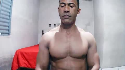 strongdaddyfantastic online show from June 8, 11:39 pm