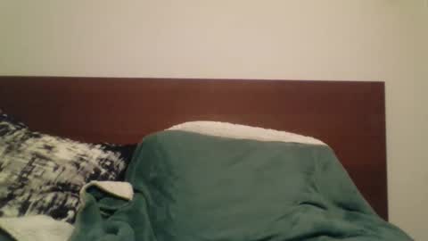 Handsome guy online show from December 3, 1:17 am