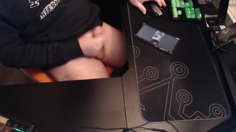 stud69861714 online show from December 29, 6:56 am