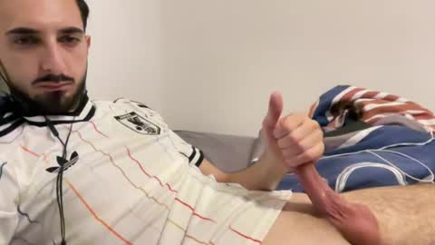 subzeroni online show from July 15, 10:38 pm