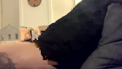 suckm3dry07 online show from December 19, 4:13 am