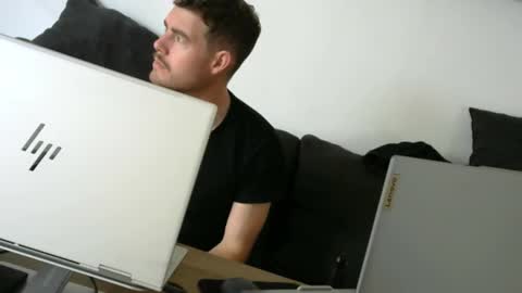 The Sultan online show from September 8, 3:00 pm