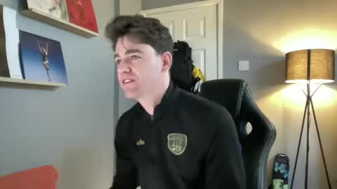 Summer Boy online show from April 27, 5:30 pm