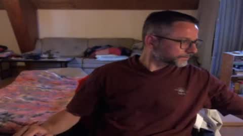 supersquirrel81 online show from June 14, 4:31 pm