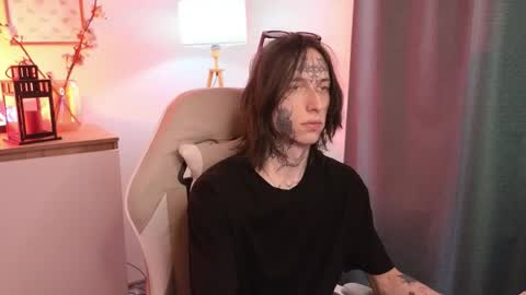 Eric online show from April 18, 9:47 pm